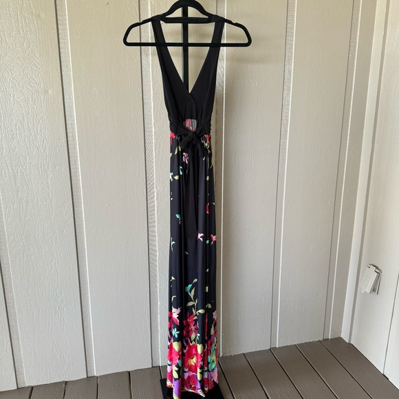 XXI Black Floral Halter Maxi Dress - Picture 3 of 6